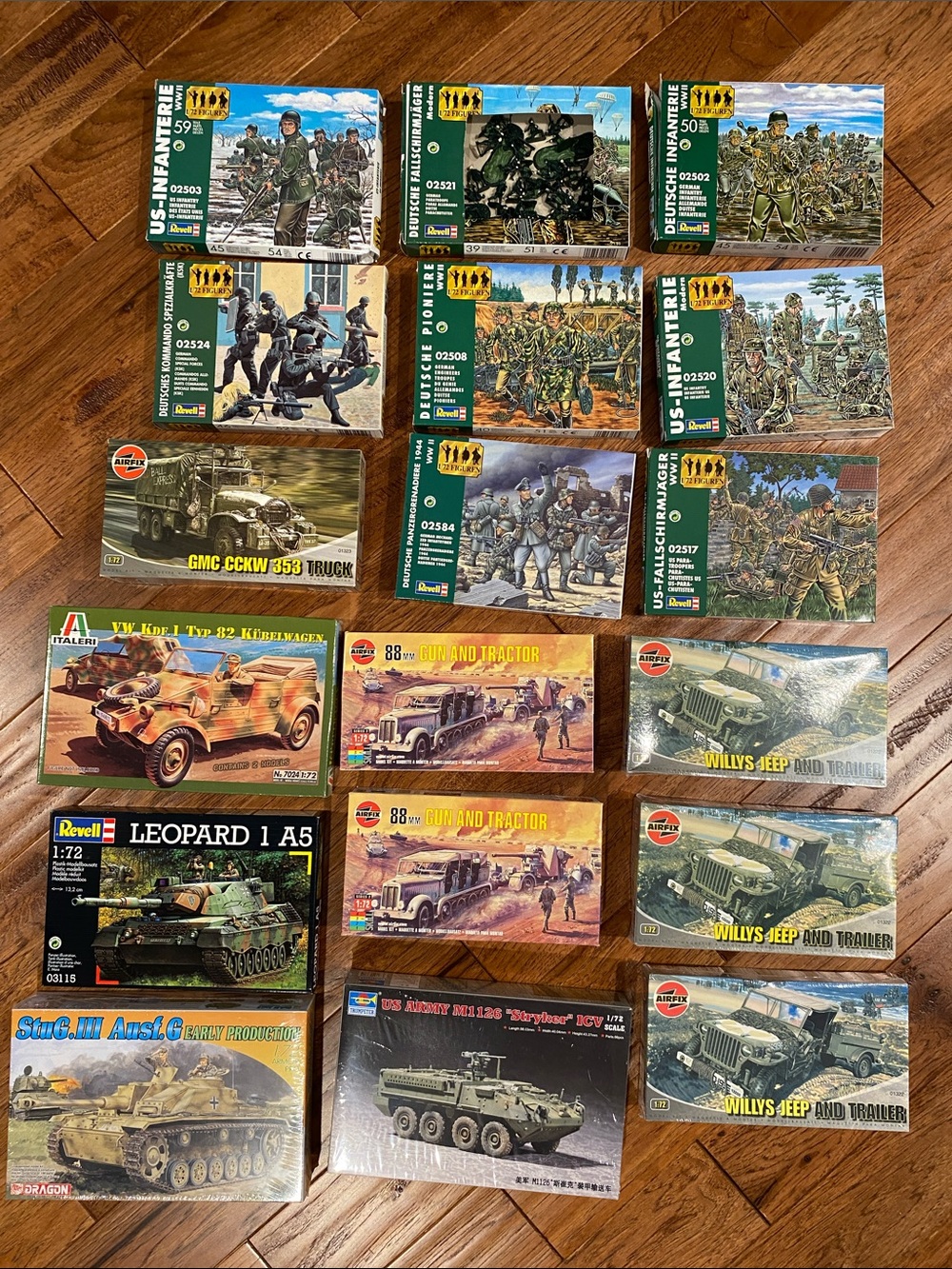 Military Model Kit Lot — Assorted Tanks, Jeeps & Infantry Boxes - vintage
